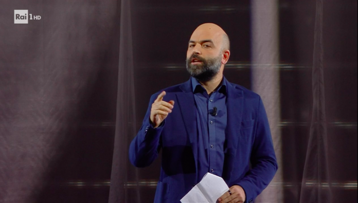 Roberto Saviano ospite a Sanremo 2022 con un monologo contro la mafia