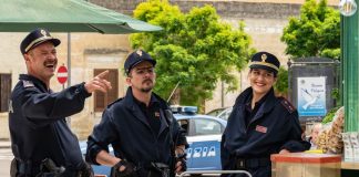 cops una banda di poliziotti tv8 cast serie sky puntate luglio 2022 trama